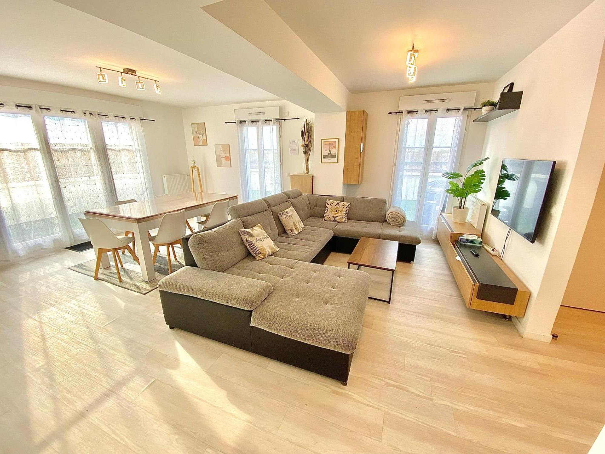 Apartament Le Prestige Terrasse-Cocon Familial Cosy, Billard & Jacuzzi Avec Vue Sur Paris Le Blanc-Mesnil Zewnętrze zdjęcie